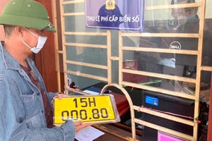 28 năm chưa gỡ được cơ chế đấu giá biển số xe