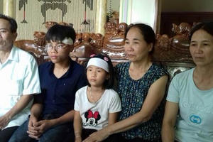 Thanh Hóa: Giết vợ rồi tự đâm bụng mình tự tử nhưng bất thành Thanh Hóa: Giết vợ rồi tự đâm bụng mình tự tử nhưng bất thành