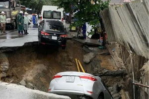 "Hố tử thần" nuốt chửng xe và người ở Đà Nẵng, ai sẽ phải chịu trách nhiệm?