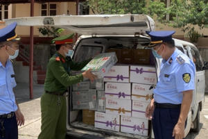 Lạng Sơn tạm giữ gần 900 sản phẩm bia, sữa chua nhập lậu