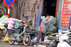 Mua đồng nát mua phải xe ăn trộm có bị tội gì không?