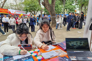 Khuyến khích sinh viên theo học ngành mới, trường đại học trao tặng học bổng toàn phần