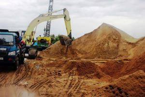 400 triệu m3 cát biển giải quyết tình trạng khan hiếm vật liệu làm đường cao tốc