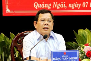 Quảng Ngãi: Phê bình hai Giám đốc Sở vì chậm trễ thực hiện nhiệm vụ được giao