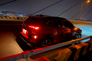 Công an Hải Phòng truy tìm người bỏ lại ô tô nghi nhảy cầu Bính