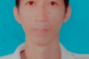 Người mẹ neo đơn cầu cứu tìm con trai mất tích bí ẩn