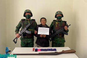 Bộ đội Biên phòng bắt giữ đối tượng vận chuyển hàng nghìn viên ma túy có vũ khí