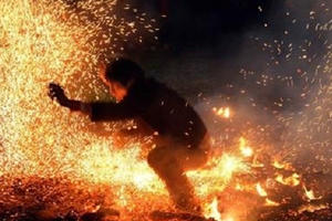 Độc đáo lễ hội Nhảy lửa của người Dao Đỏ tại Lào Cai