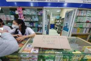 Có thể bị khởi tố hình sự vì lên facebook kêu gọi không bán khẩu trang