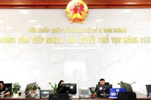 Chính thức đưa vào hoạt động Trung tâm dịch vụ hành chính công tại Cửa khẩu đường bộ Kim Thành