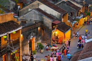 Luật không thể phân biệt đối xử với du khách?