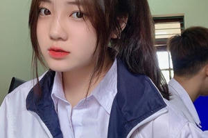 Top 3 nữ sinh xinh đẹp nổi bật trong bộ đồng phục
