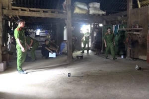 Hà Giang: Nghi án chồng chém vợ và con thương vong rồi tự vẫn