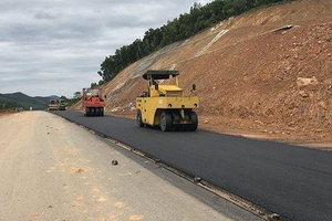 Đẩy nhanh tiến độ khánh thành loạt dự án giao thông lớn năm 2024