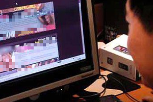 Người đàn ông mất gần 2 tỷ đồng sau khi truy cập web “đen”