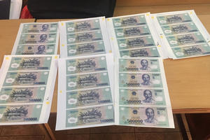 Bắt giữ hai đối tượng 9X sản xuất tiền giả ngày cận tết