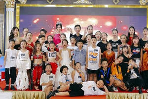 Truyền hình dành cho trẻ em: Đừng đưa bé 'lên mây sống ảo'