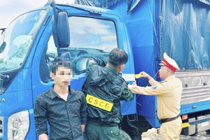 Phát hiện tài xế xe tải dương tính với chất ma túy
