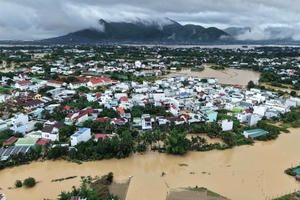 Chi trả 3 tháng lương hưu và trợ cấp BHXH cho người dân vùng lũ lụt