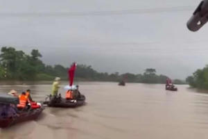 Vận động viên đuối nước tại giải bơi ở Thị xã Đông Triều: Các cơ quan chức năng thăm hỏi động viên gia đình