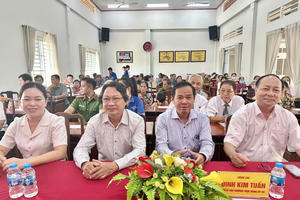 Một buổi chiều nắng nhẹ và người luật sư giữ trọn chữ tâm