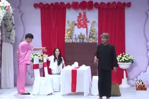 Người đẹp Nam Em khiến Trấn Thành, Ngô Kiến Huy và cả nghệ sĩ Hoài Linh phải hốt hoảng ‘quỳ lạy’ vì quá điên Người đẹp Nam Em khiến Trấn Thành, Ngô Kiến Huy và cả nghệ sĩ Hoài Linh phải hốt hoảng ‘quỳ lạy’ vì quá điên