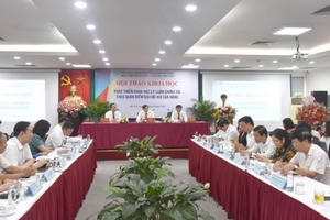 Phát triển khoa học lý luận chính trị theo định hướng Đại hội XIII của Đảng