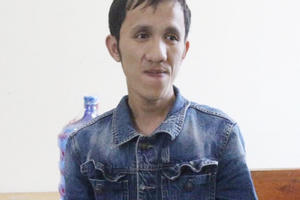 Bị lừa gần 300 triệu vì “quá yêu” kẻ giả gái trên Facebook