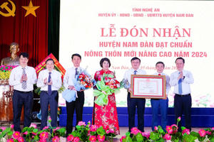 Huyện Nam Đàn (tỉnh Nghệ An) đón Bằng công nhận huyện đạt chuẩn nông thôn mới nâng cao Huyện Nam Đàn (tỉnh Nghệ An) đón Bằng công nhận huyện đạt chuẩn nông thôn mới nâng cao