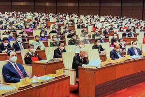 Nghị trường và cuộc sống