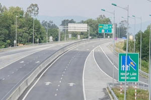 Dự án cao tốc Bắc - Nam: Bài học xương máu nhìn từ Quốc lộ 1