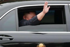 Chủ tịch Kim Jong-un và những hành động chưa từng có tiền lệ khi tới Việt Nam