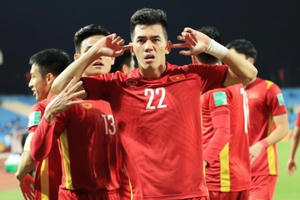 Thắng đậm Trung Quốc, ĐT Việt Nam tưng bừng mở tiệc đầu năm mới