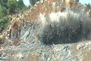 Sử dụng vật liệu nổ ngoài phạm vi giấy phép, một công ty bị phạt 180 triệu đồng