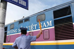 Đường sắt Việt Nam nguy cơ phá sản: Bộ GTVT lý giải nguyên nhân 2.800 tỷ bị tắc