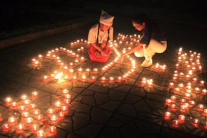 Nhà đại tướng Võ Nguyên Giáp lung linh nến đêm 27/7