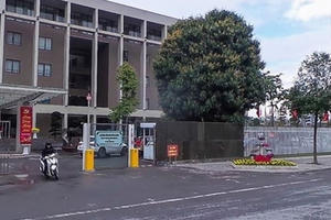 Địa ốc 24h: Tự ý chi tiền tỷ lát đá vỉa hè, quy hoạch khu vực ga Hà Nội không thể nóng vội