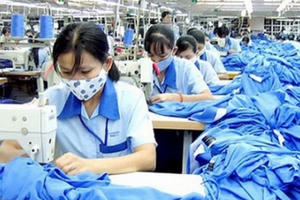 Tạm dừng đóng BHXH vào quỹ hưu trí và tử tuất đến hết năm 2020