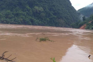 Thủy điện lớn nhất Nghệ An đang xả lũ ở mức kỷ lục, không có chuyện vỡ đập