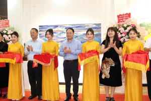 Triển lãm tranh “Về Sa Pa” Triển lãm tranh “Về Sa Pa”