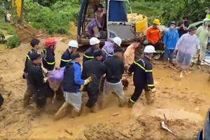 Hà Giang: Tìm thấy thi thể nam thanh niên quay video trước khi bị đất đá vùi lấp