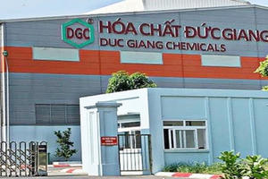 Người nhà lãnh đạo Hóa chất Đức Giang mua cổ phiếu nhưng không đăng ký do không biết