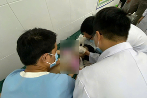 Điều tra vụ bé gái 3 tuổi tử vong sau khi sặc thức ăn tại lớp mẫu giáo