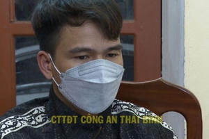Bắt quả tang nam thanh niên ôm 2 bánh heroin từ Hưng Yên sang tỉnh Thái Bình tiêu thụ