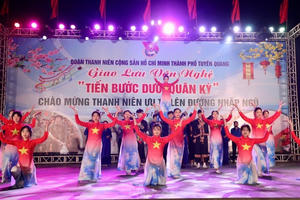 1.388 thanh niên ưu tú Tuyên Quang lên đường nhập ngũ