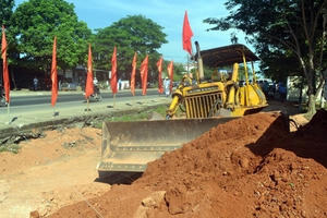 Khởi động dự án đầu tư xây dựng và nâng cấp Quốc lộ 60 Khởi động dự án đầu tư xây dựng và nâng cấp Quốc lộ 60