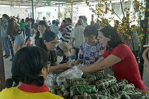 Tết sớm cho bệnh nhân nghèo ở Thành phố Hồ Chí Minh