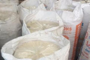 Phát hiện và bắt giữ hàng trăm tấn mỡ bẩn tại Hà Nội