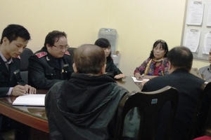 Thanh tra Bộ Xây dựng làm việc với cư dân tòa 8B Lê Trực