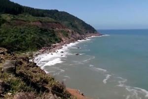 Thừa Thiên – Huế: Tìm thấy thi thể của người đàn ông bị sóng cuốn trôi